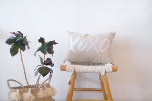 Linen cushions with embroidery XOXO